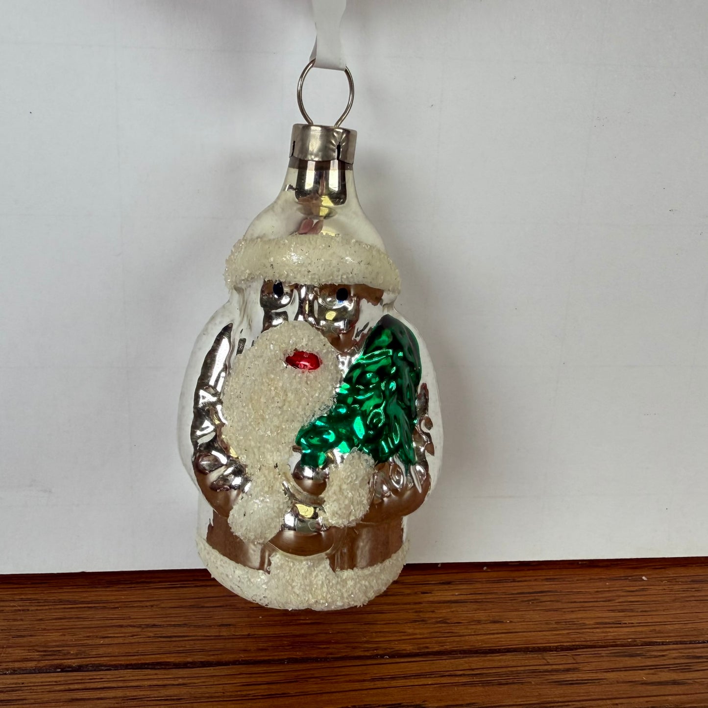 Vintage kerstbal kerstman zilver