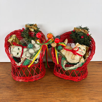 Kerst katten op stoeltjes