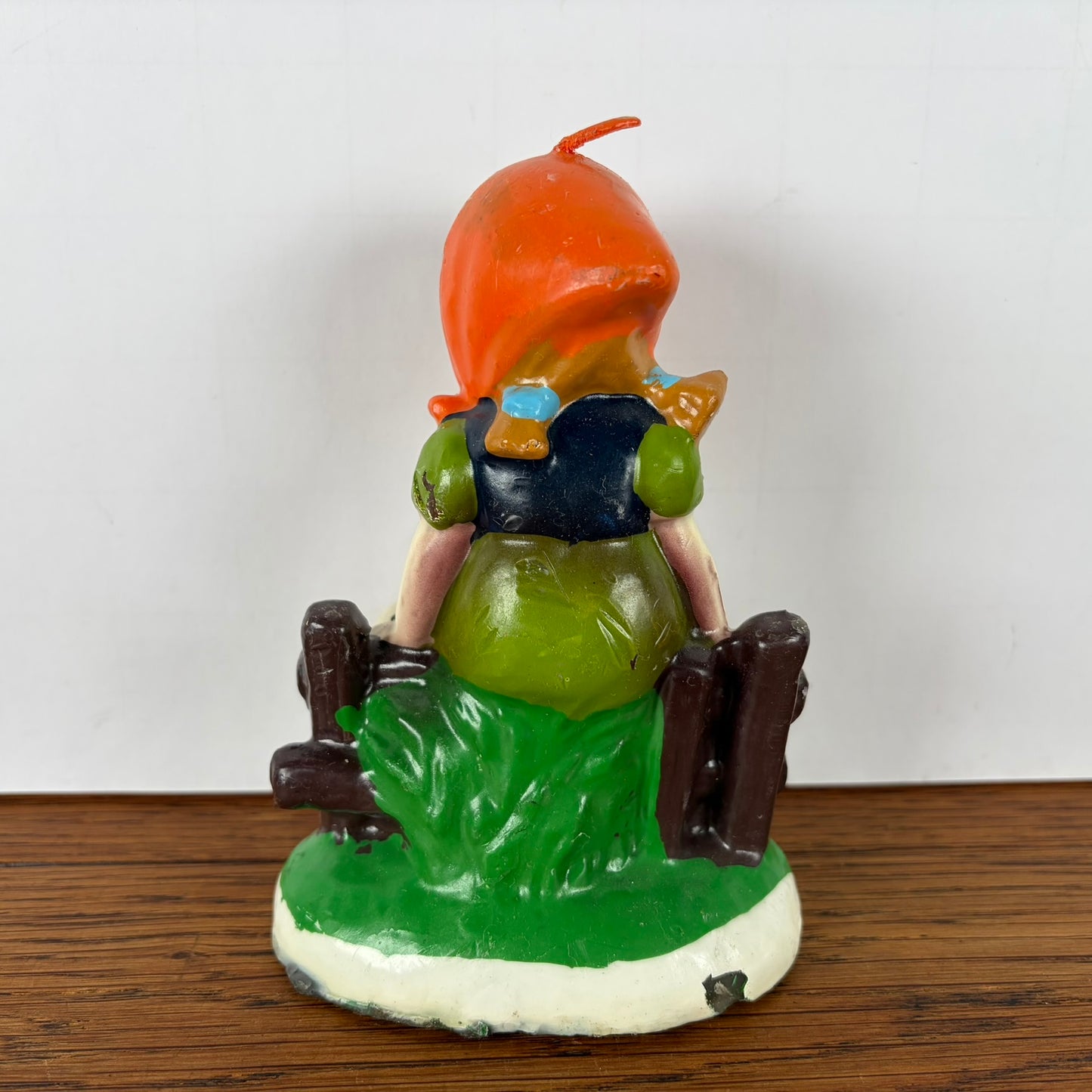 Vintage kaarsje meisje met konijn