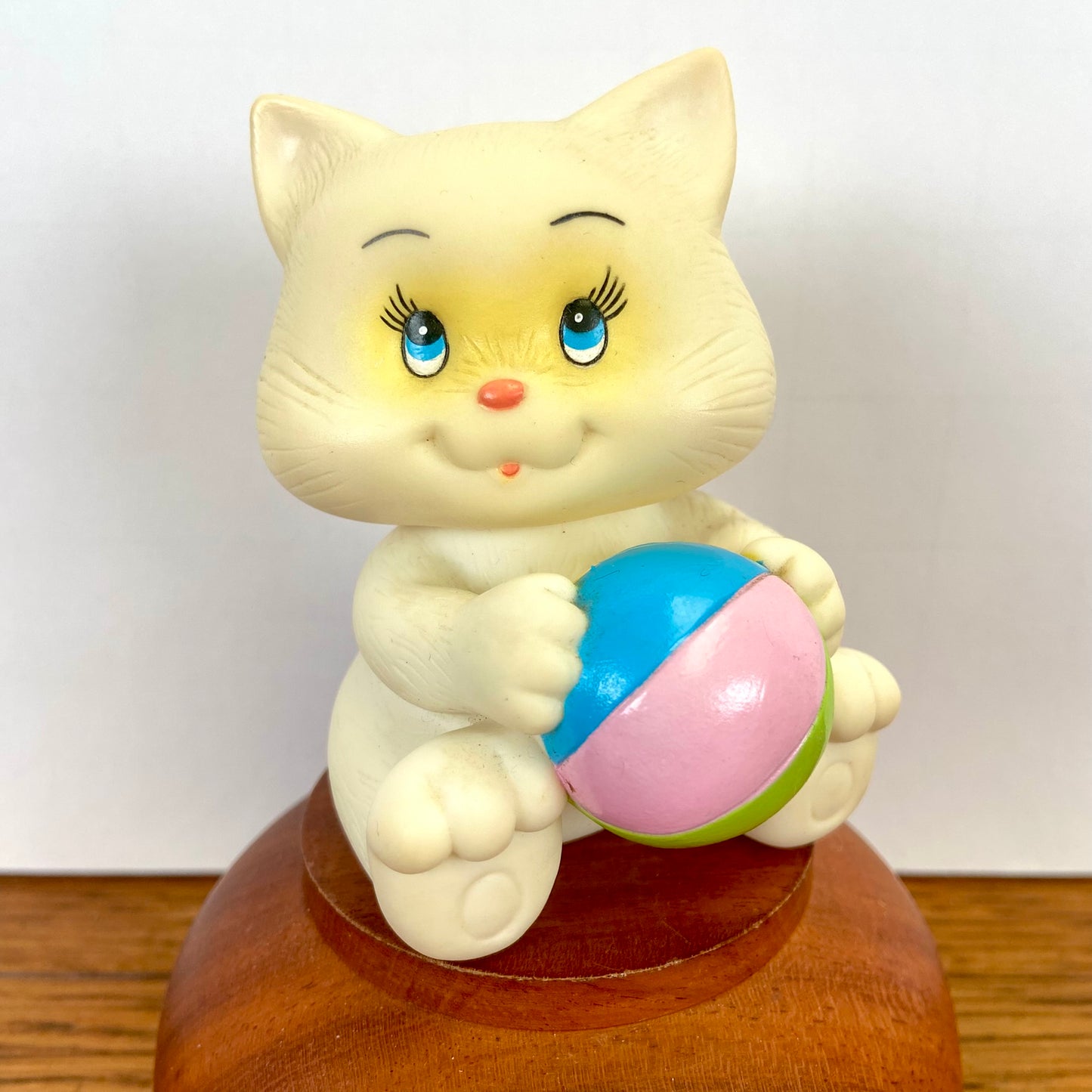 Vintage piepbeestje kat