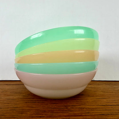 Vintage tupperware schaaltjes pastel