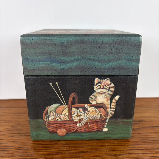 Vintage opberg box met katten