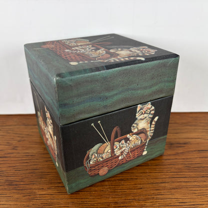 Vintage opberg box met katten
