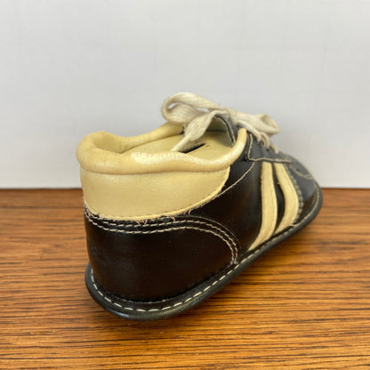 Vintage spaarpot voetbalschoen