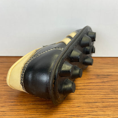Vintage spaarpot voetbalschoen