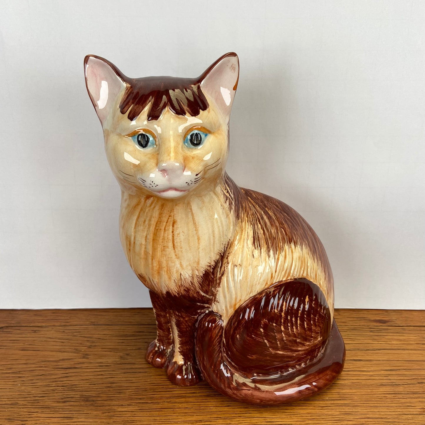 Groot kattenbeeld