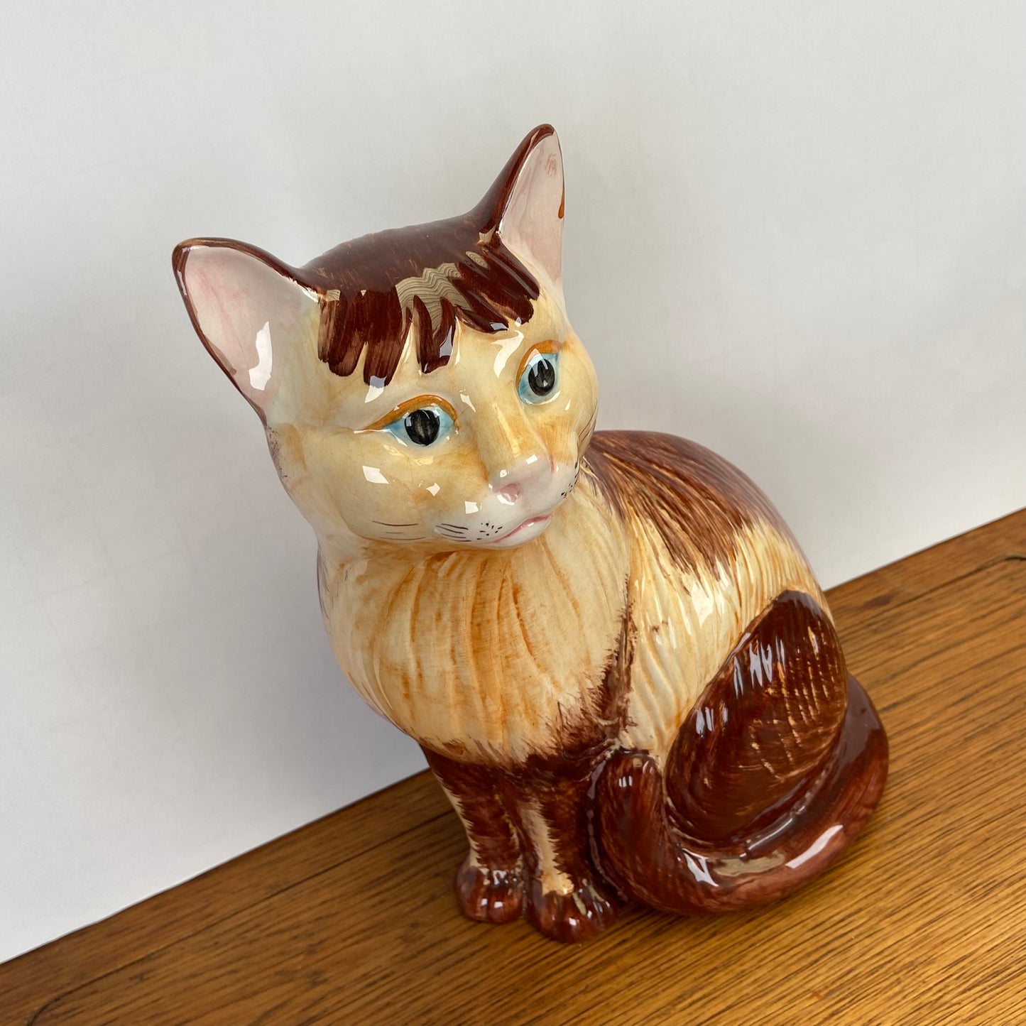 Groot kattenbeeld