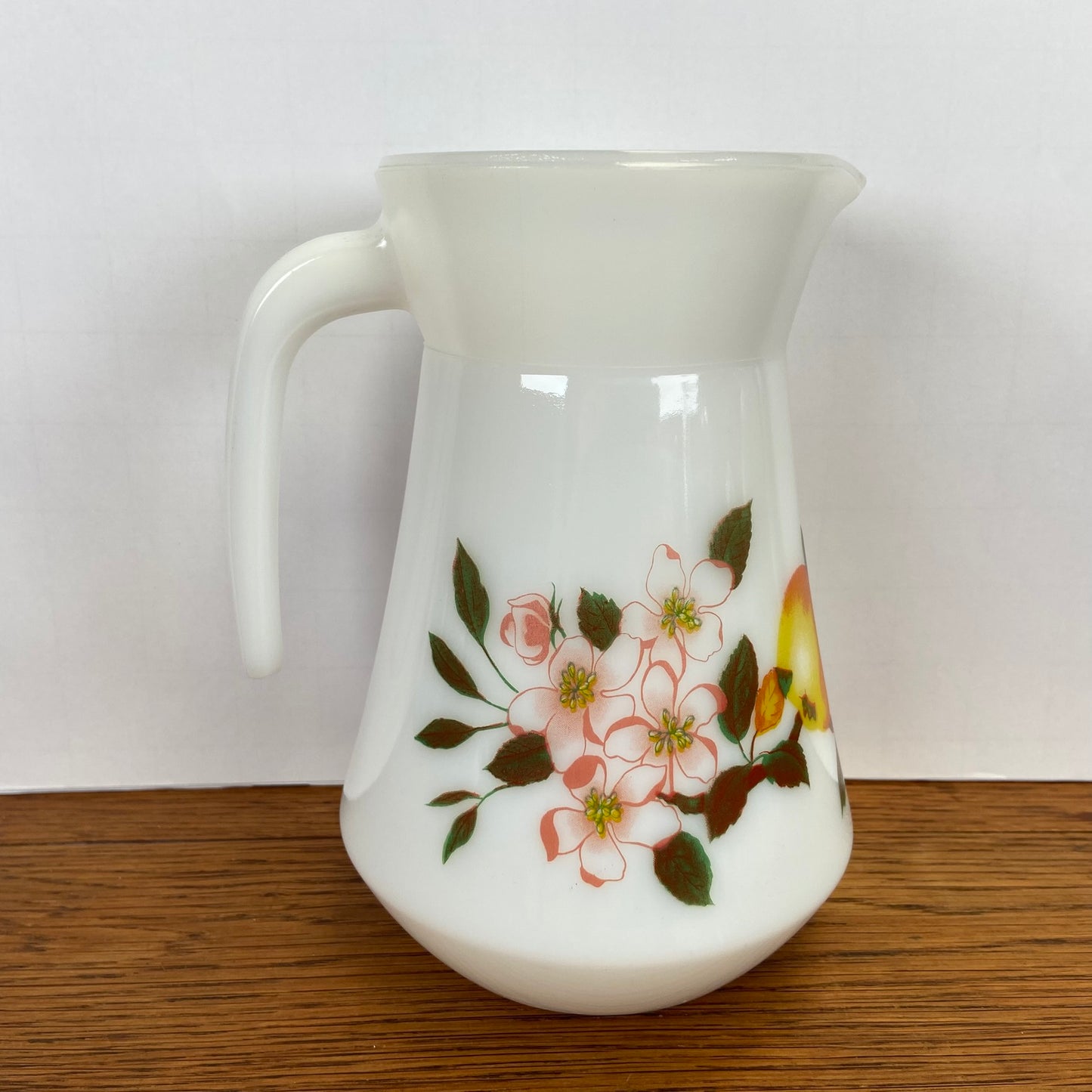 Vintage Arcopal waterkan Appel en Bloesem