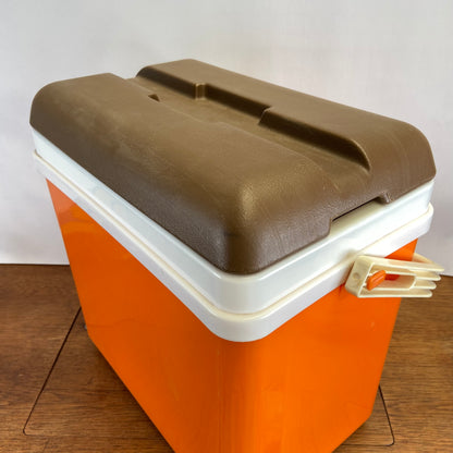 Vintage oranje curver koelbox
