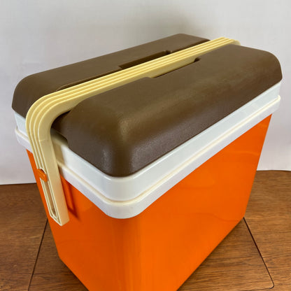 Vintage oranje curver koelbox