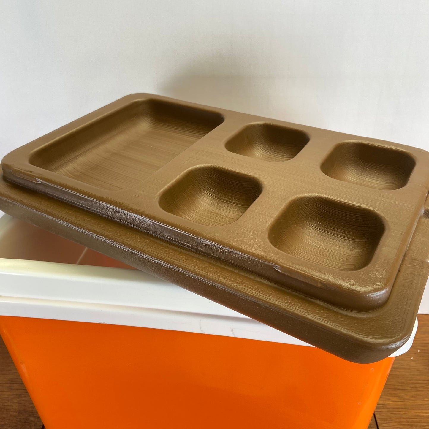 Vintage oranje curver koelbox