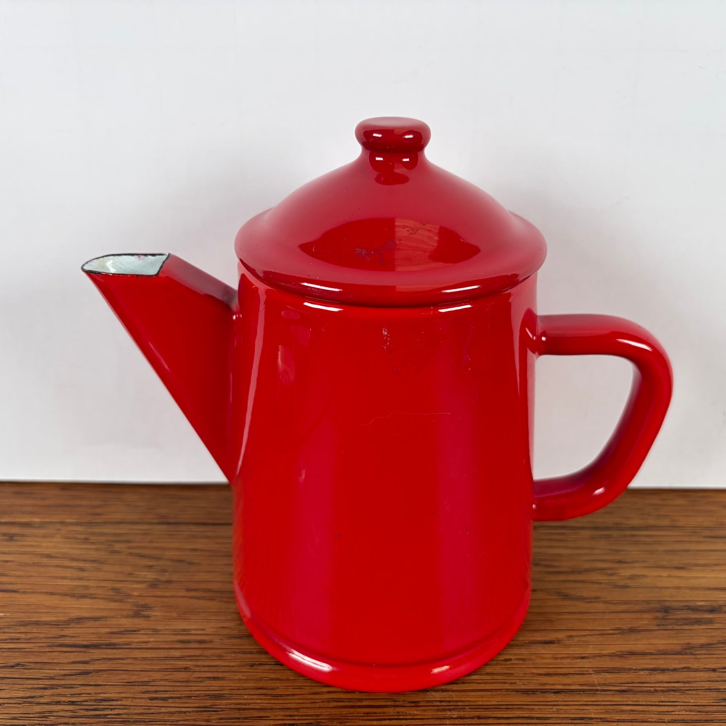 Rode emaille theepot