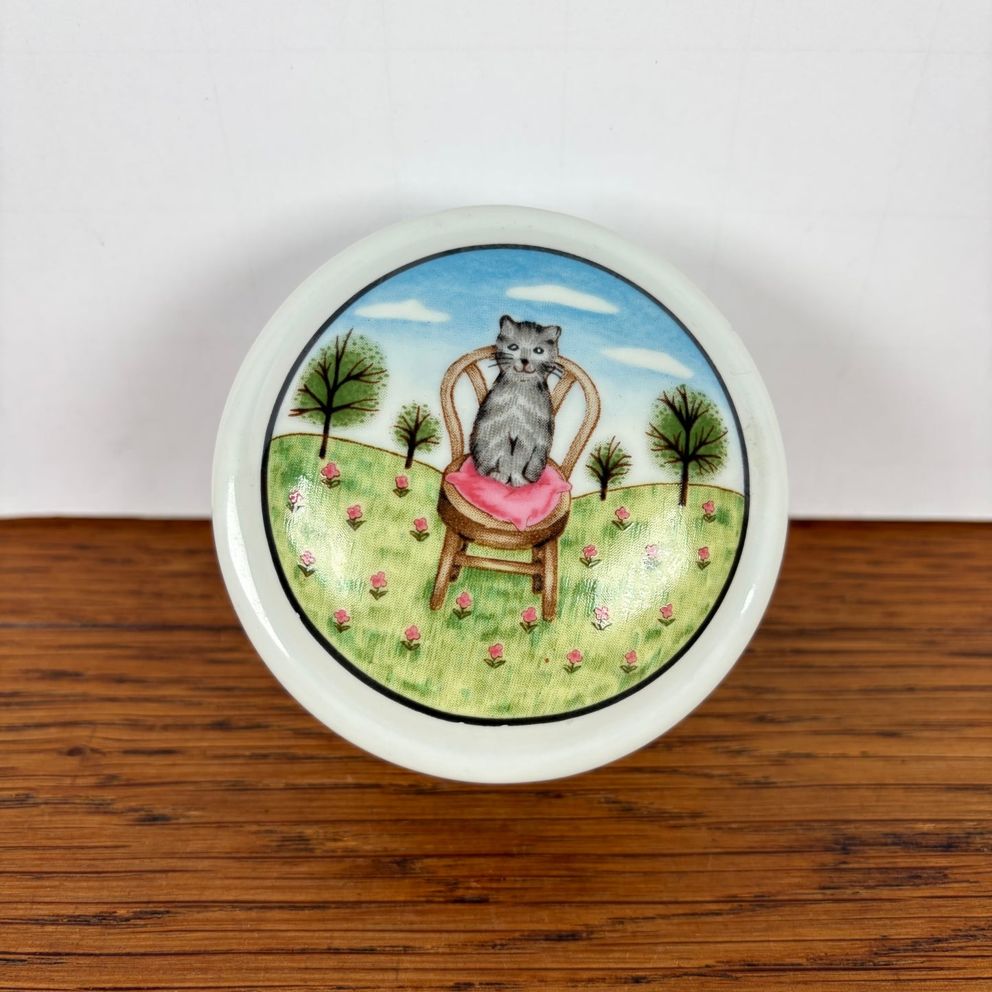 Vintage snuisterijen doosje kat