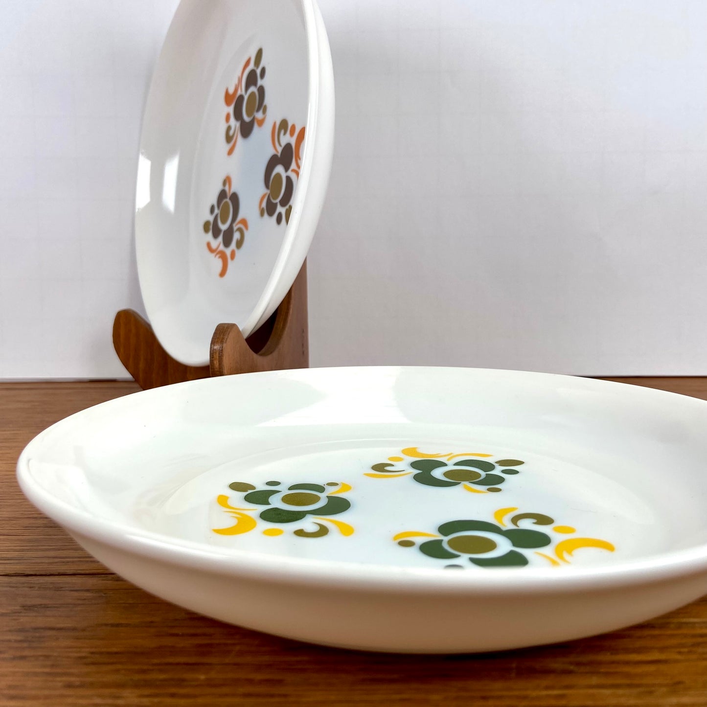 Vintage Arcopal Knorr borden