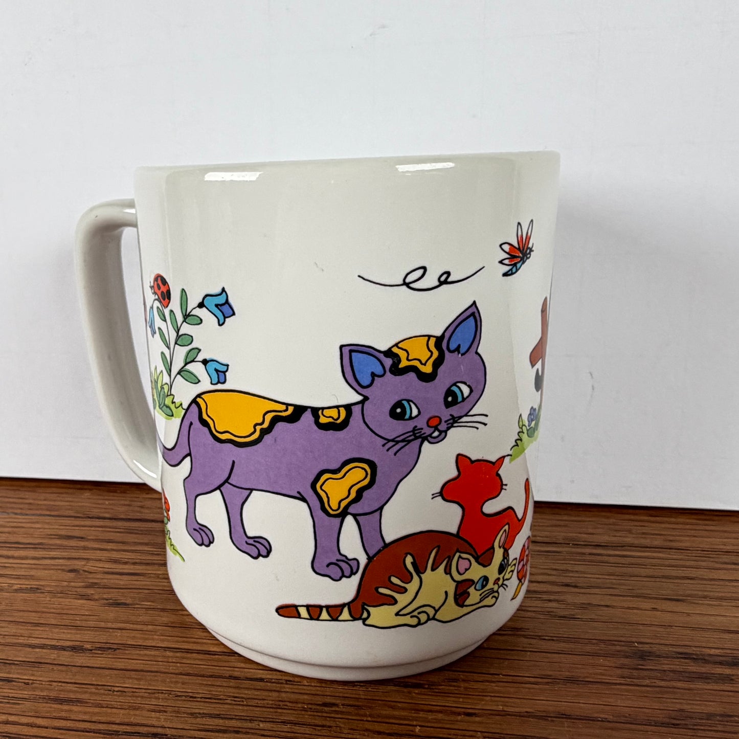 Vintage katten mok gekleurd