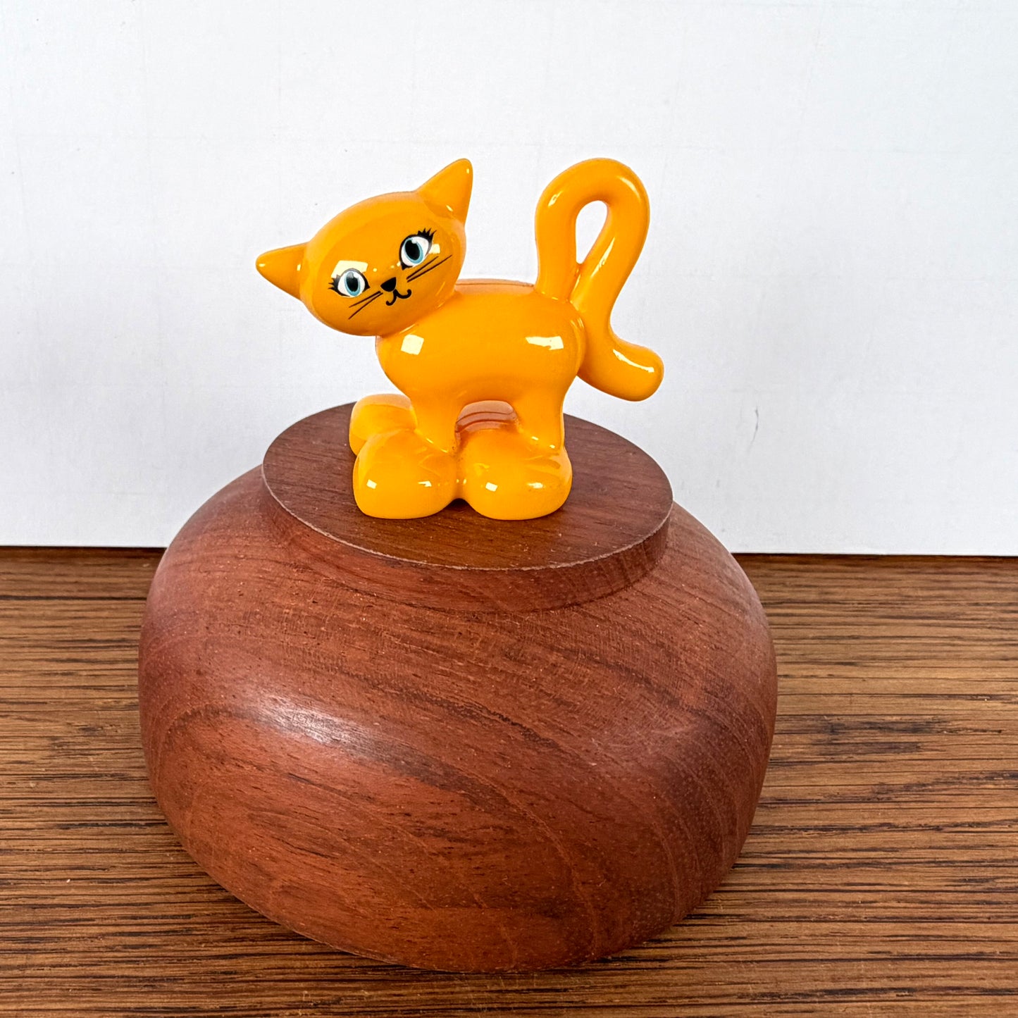 Lego Duplo kat okergeel