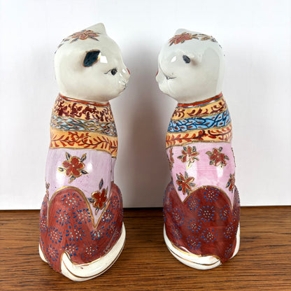 Set van 2 Aziatische katten beelden