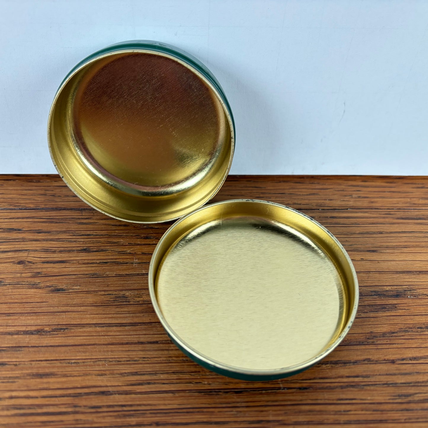 Vintage Bentey’s blikje rond katten fiets