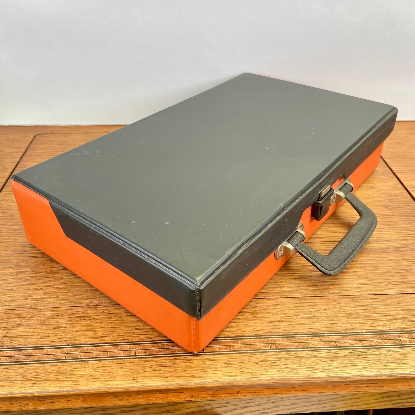 Vintage cassettebandjes koffer
