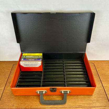 Vintage cassettebandjes koffer