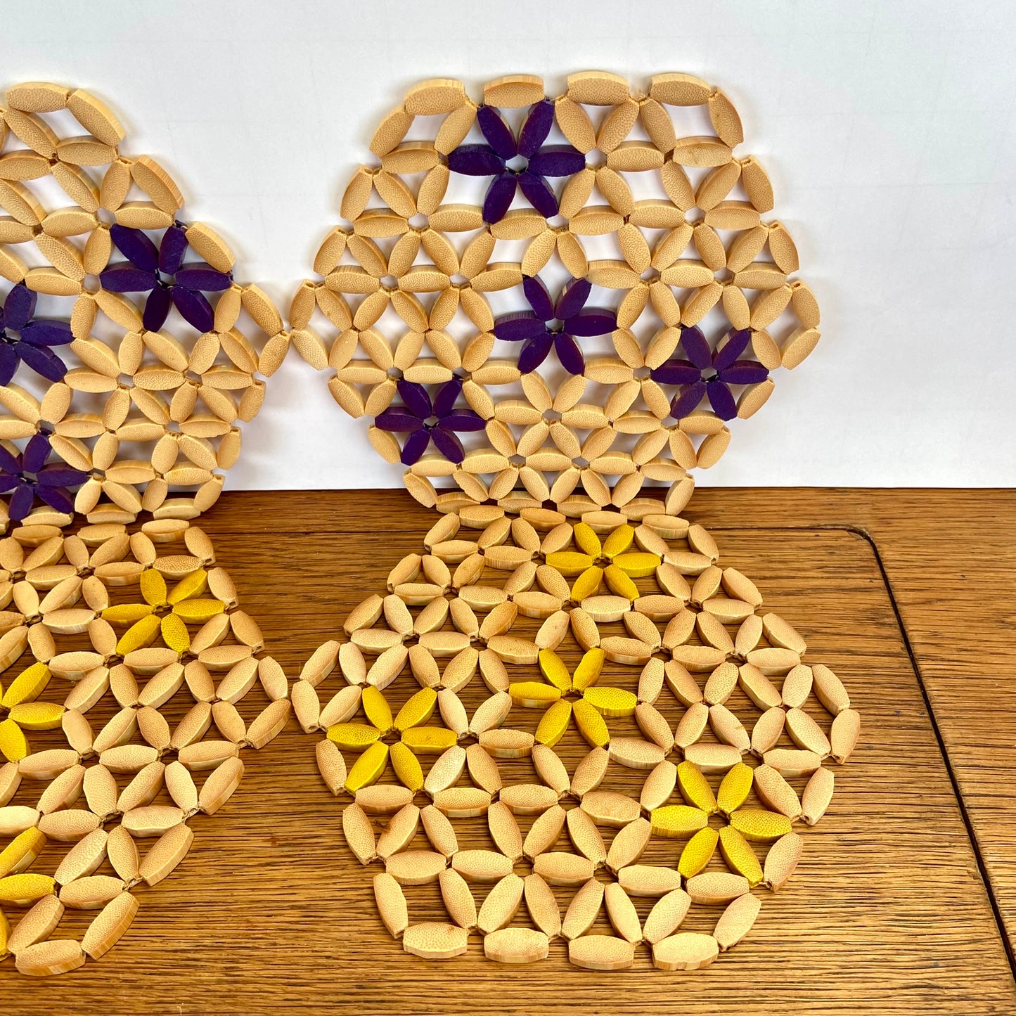 4 vintage houten pannen onderzetters