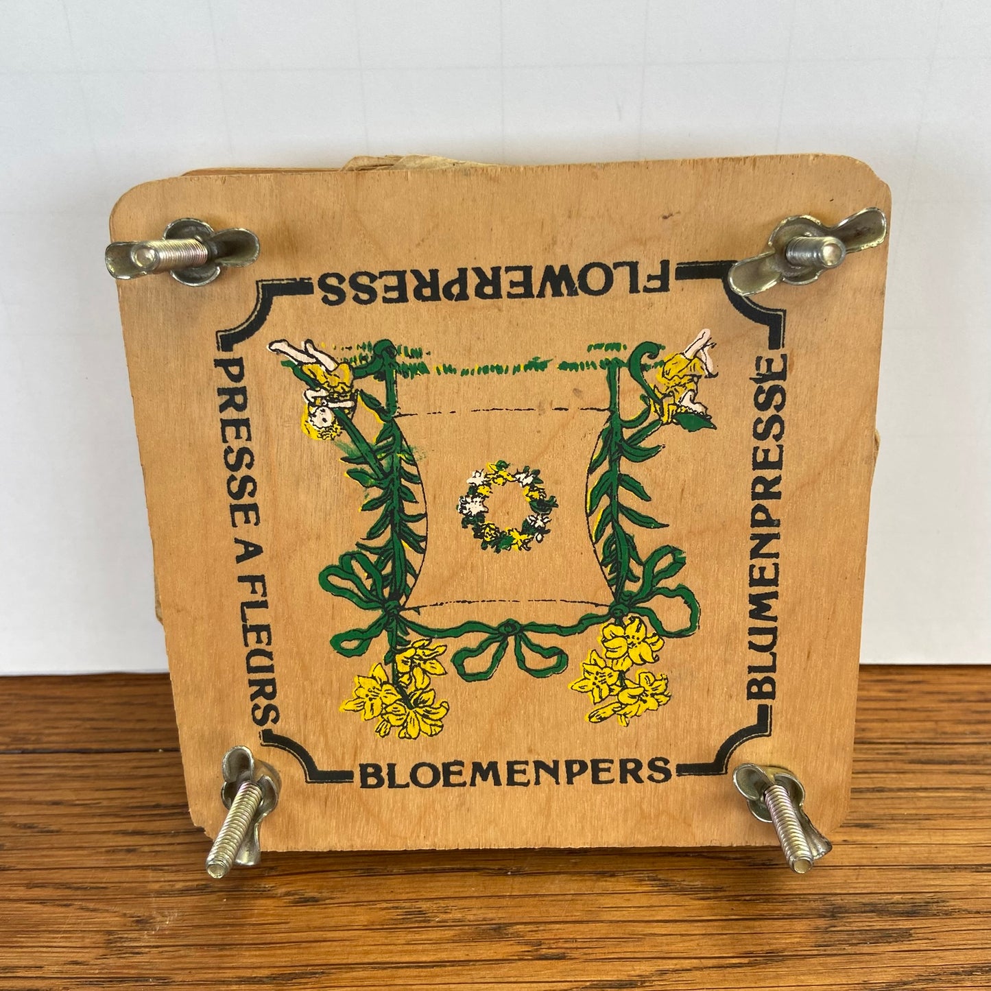 Vintage bloemenpers
