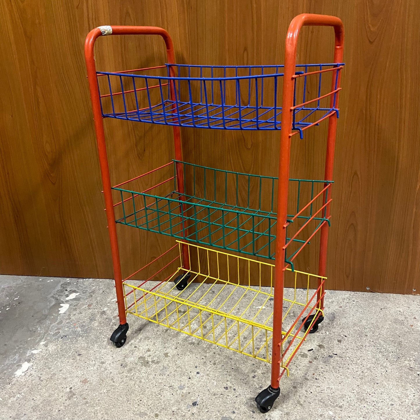 Vintage gekleurd keukenrek - trolley op wieltjes