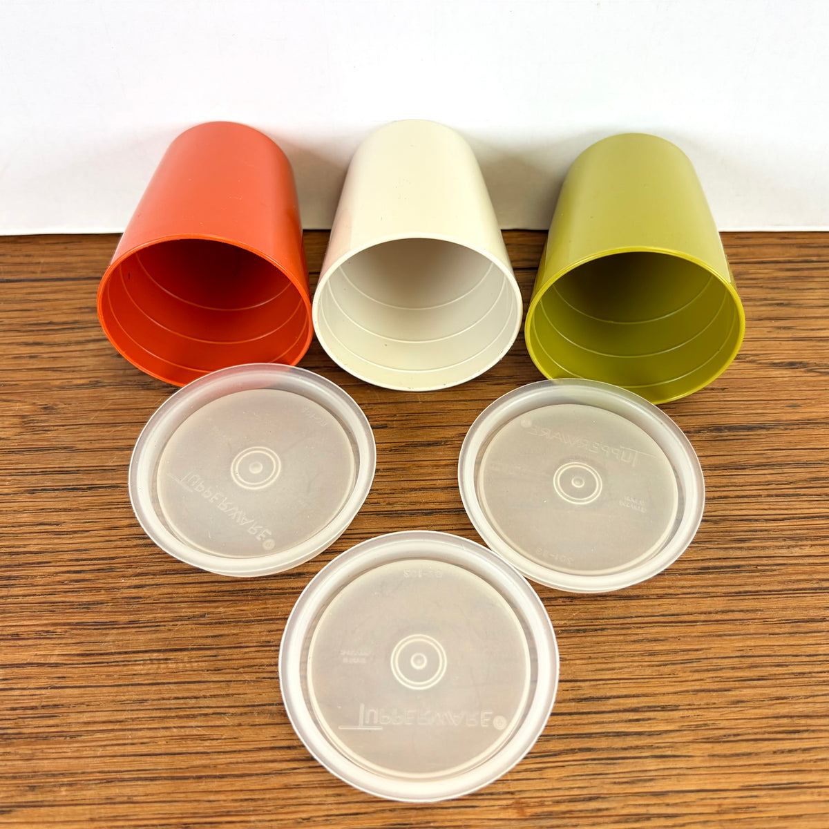 3 kleine vintage Tupperware bakjes