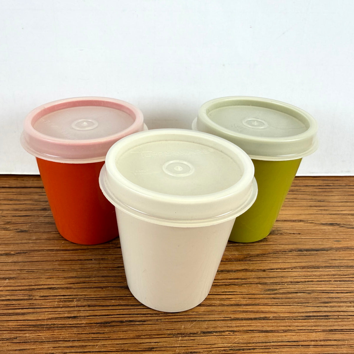3 kleine vintage Tupperware bakjes