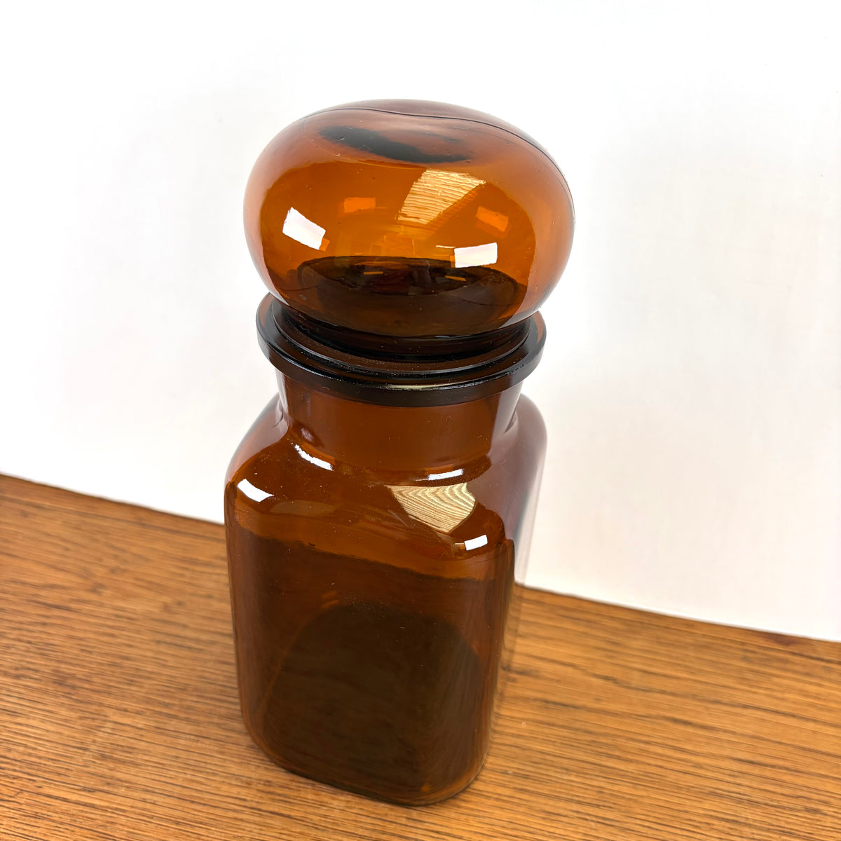 Vintage bruine apothekerspot 22,5 cm