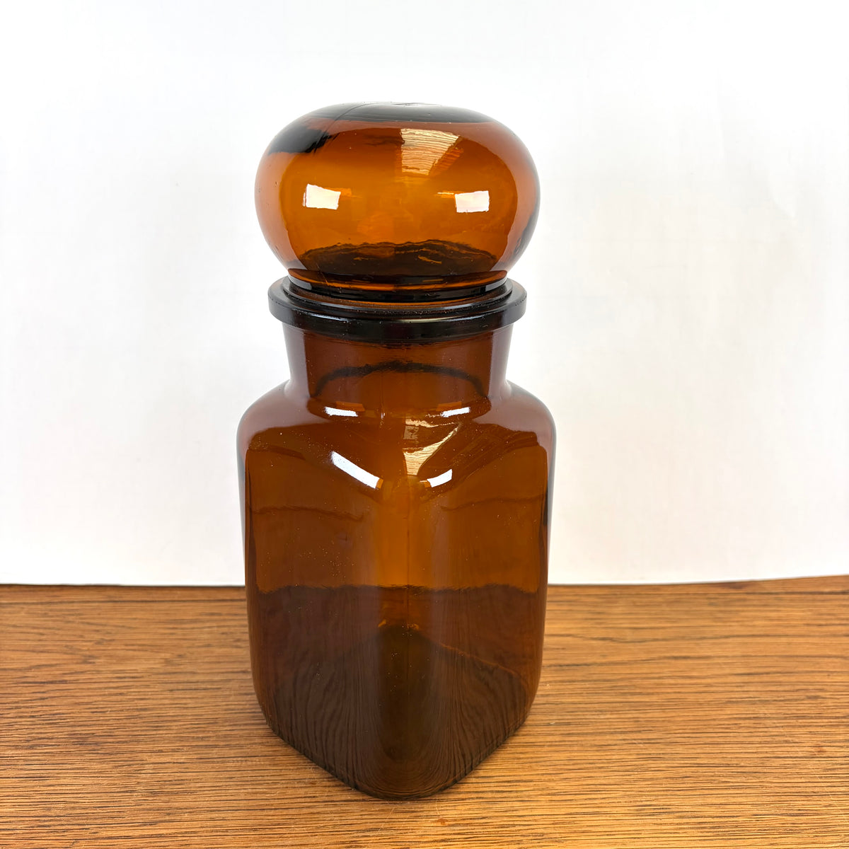 Vintage bruine apothekerspot 22,5 cm