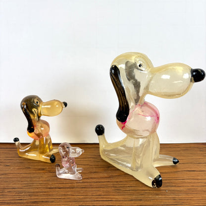 Vintage lucite Snoopy beeldjes