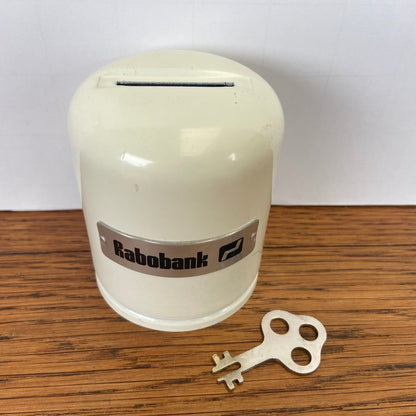 Vintage spaarpot Rabobank wit MET sleutel