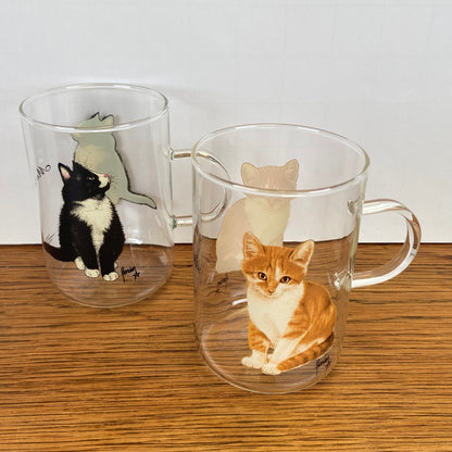 2 theeglazen Franciens katten