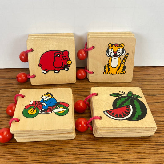 4 vintage houten boekjes