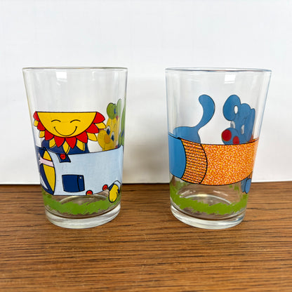 2 vintage glaasjes lange hond