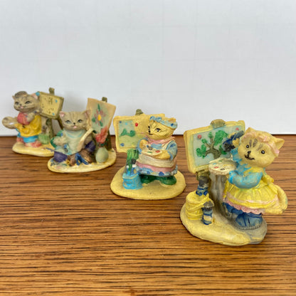 4 katjes aan het schilderen
