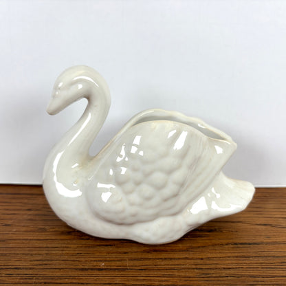 Vintage witte bloempot zwaantje