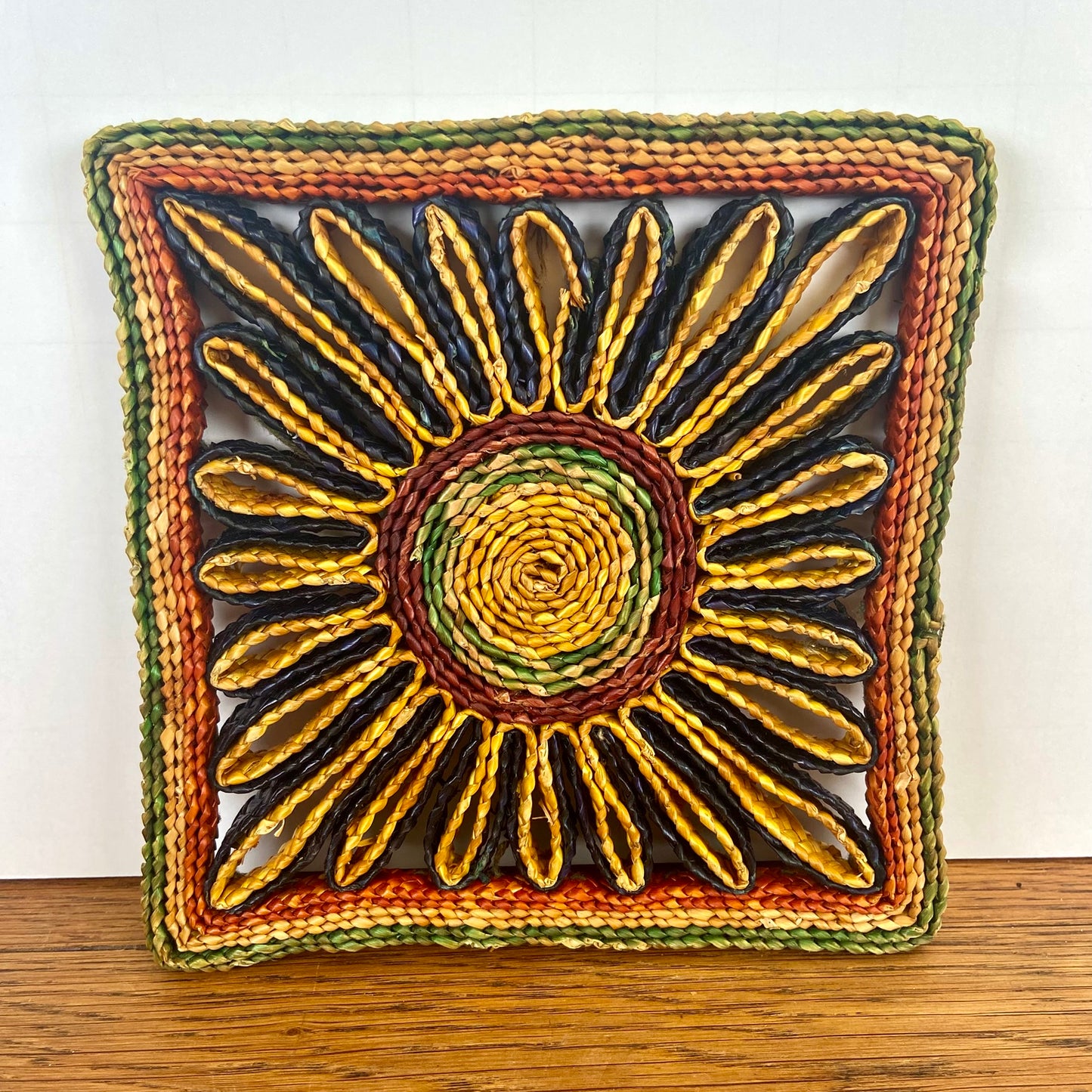 2 vintage vierkante rieten pannen onderzetters