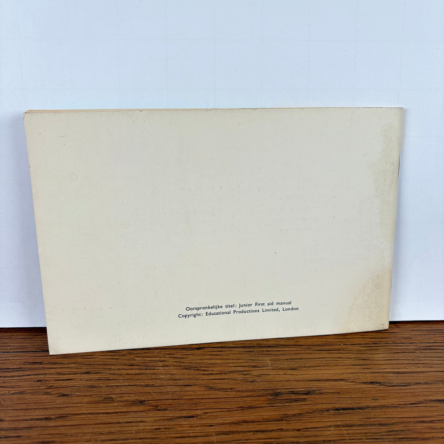 Vintage boekje EHBO in beeld