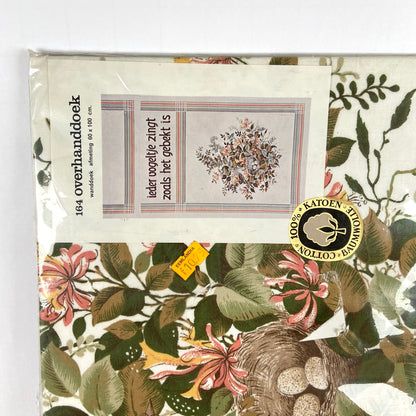 Vintage overhanddoek voor keukenrek