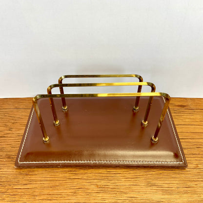 Vintage brievenhouder met leer en messing