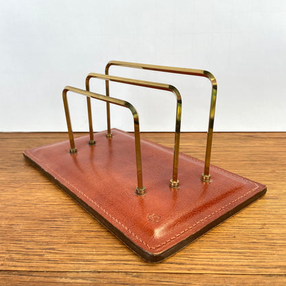 Vintage brievenhouder met leer en messing