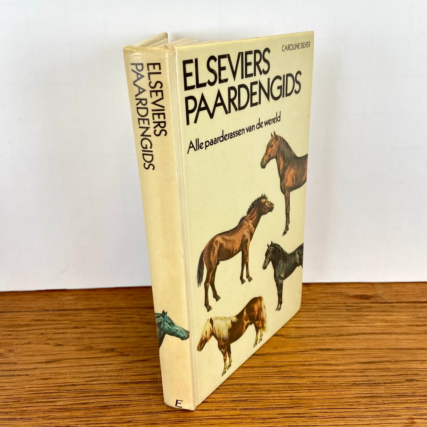 Elseviers paardengids 1976