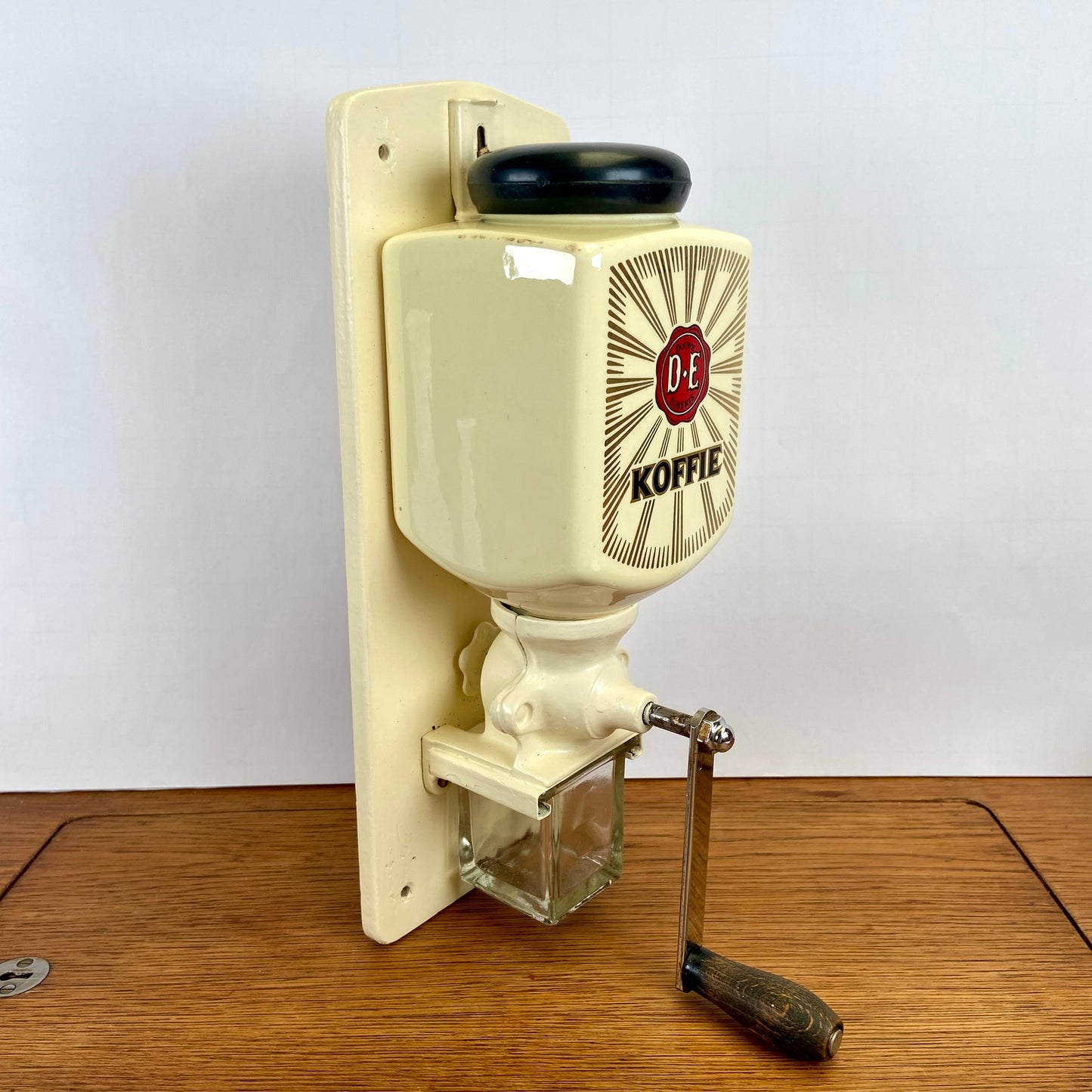 Vintage koffiemolen DE