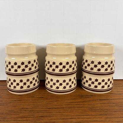 Vintage eierdopjes creme bruine bloem