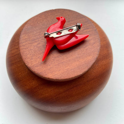 Vintage broche rode duif