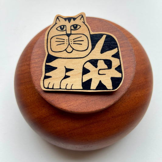 Houten broche kat