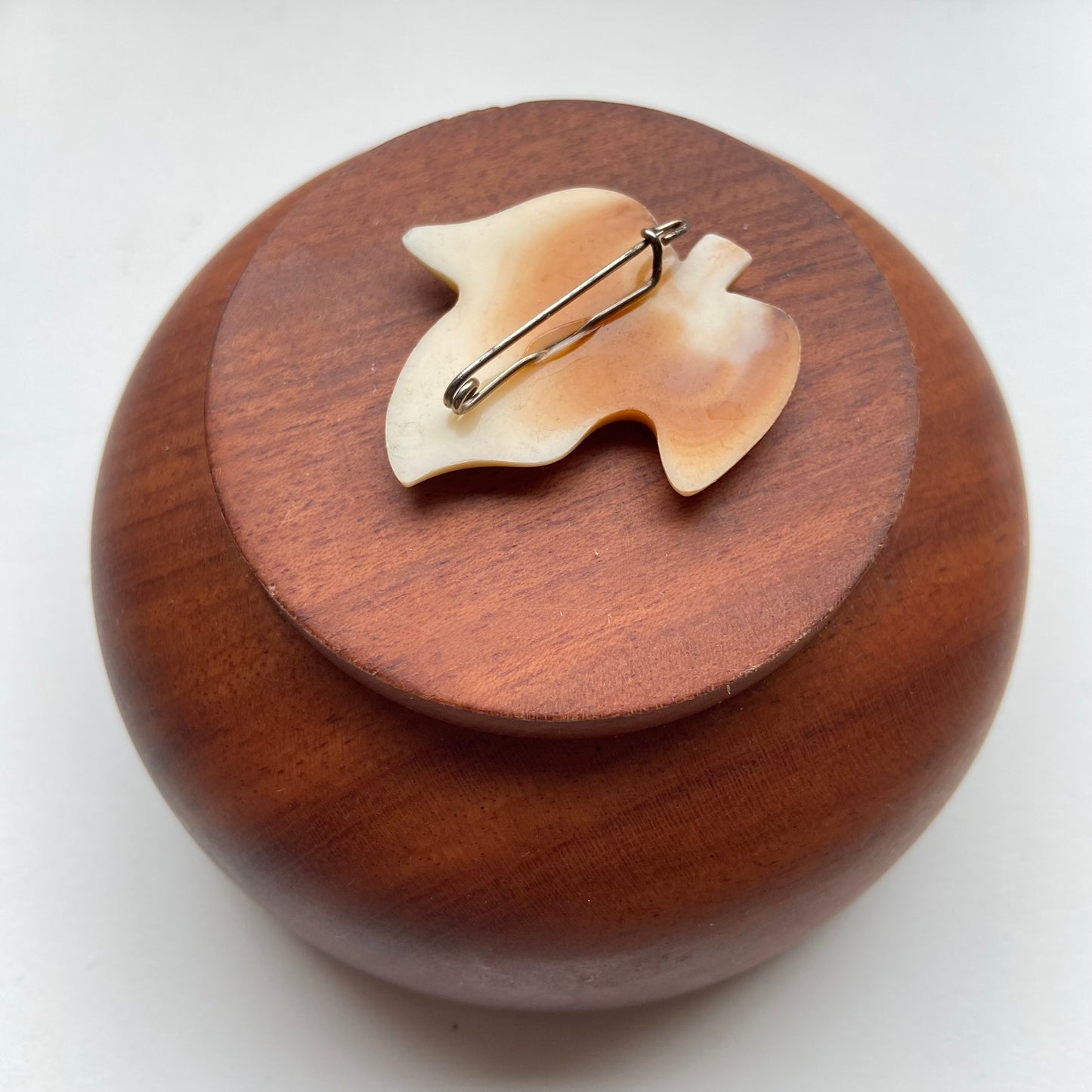 Vintage broche blaadje