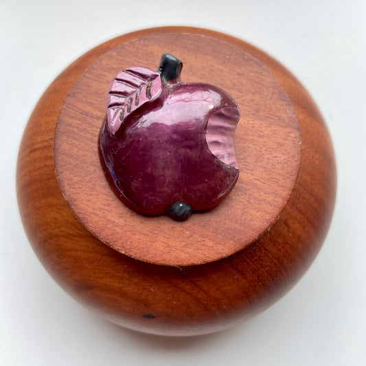 Vintage broche appel paars